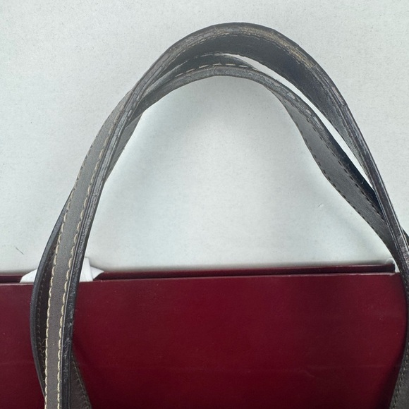 GUCCI GG Supreme Monogram Medium Zippered Shopping Tote Dark Brown. - Picture 5 of 16